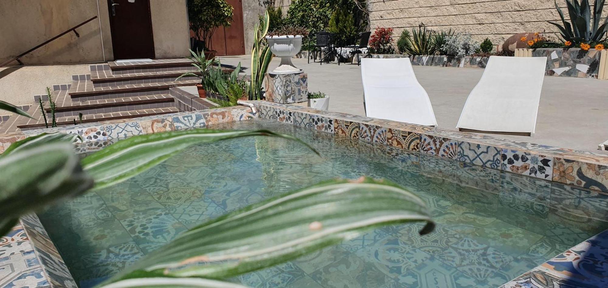 Hotel Hills In Old تبليسي المظهر الخارجي الصورة