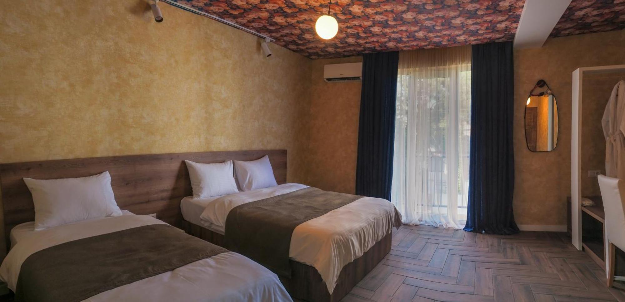 Hotel Hills In Old تبليسي المظهر الخارجي الصورة