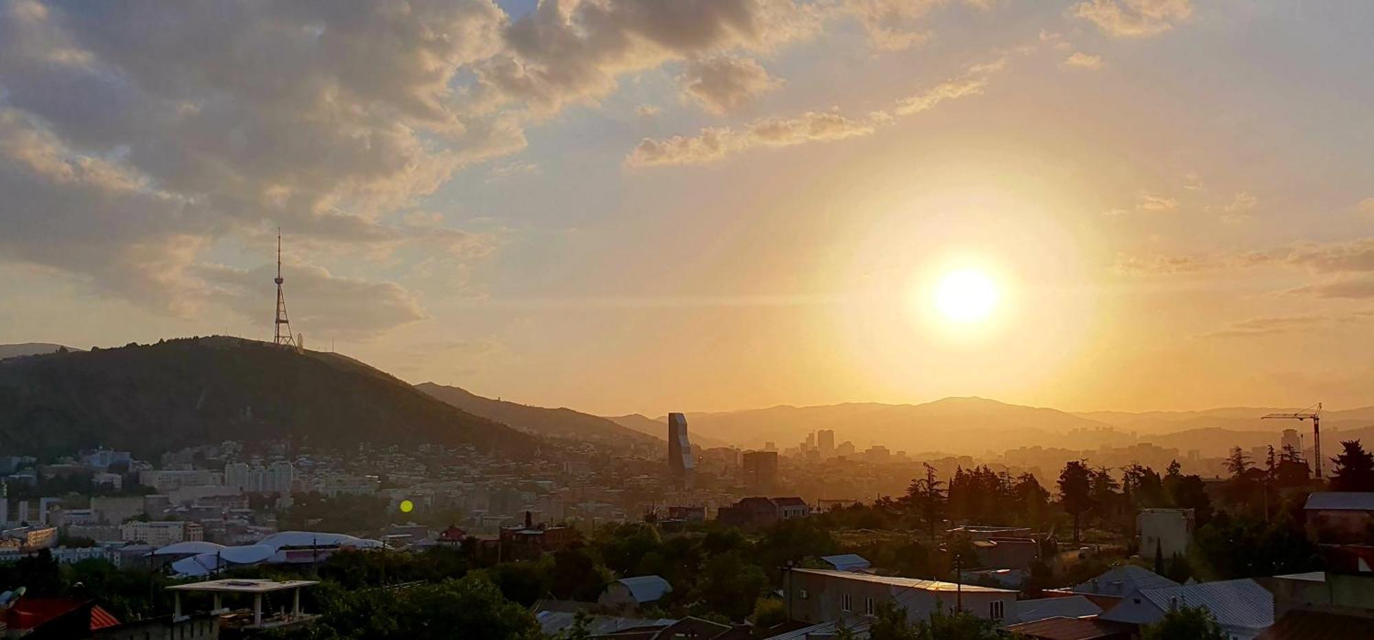 Hotel Hills In Old تبليسي المظهر الخارجي الصورة